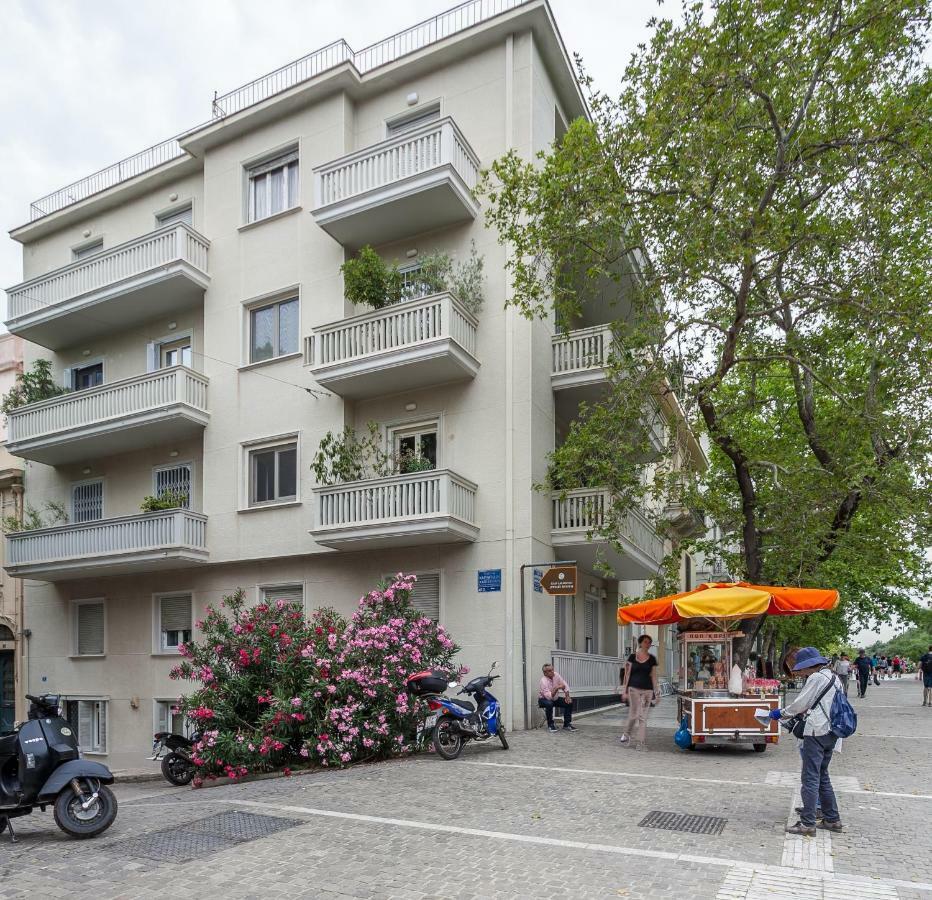 Unique Semi-Basement Stay At The Foot Of The Acropolis أثينا المظهر الخارجي الصورة